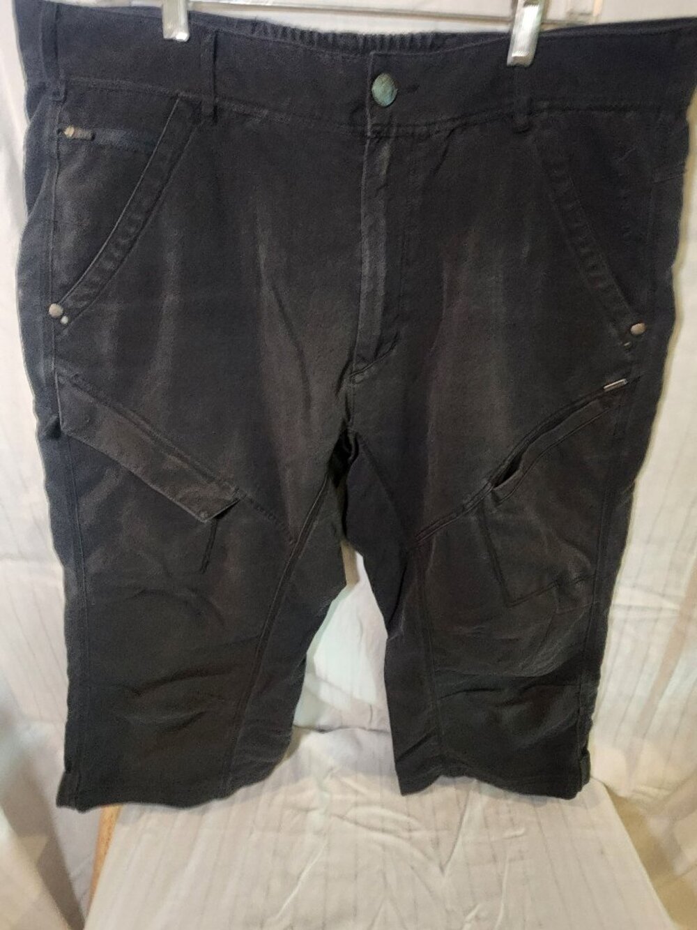 Endura Hummvee 3/4 Length Mountain Bike Baggy Cycling Pants Men's Size XL